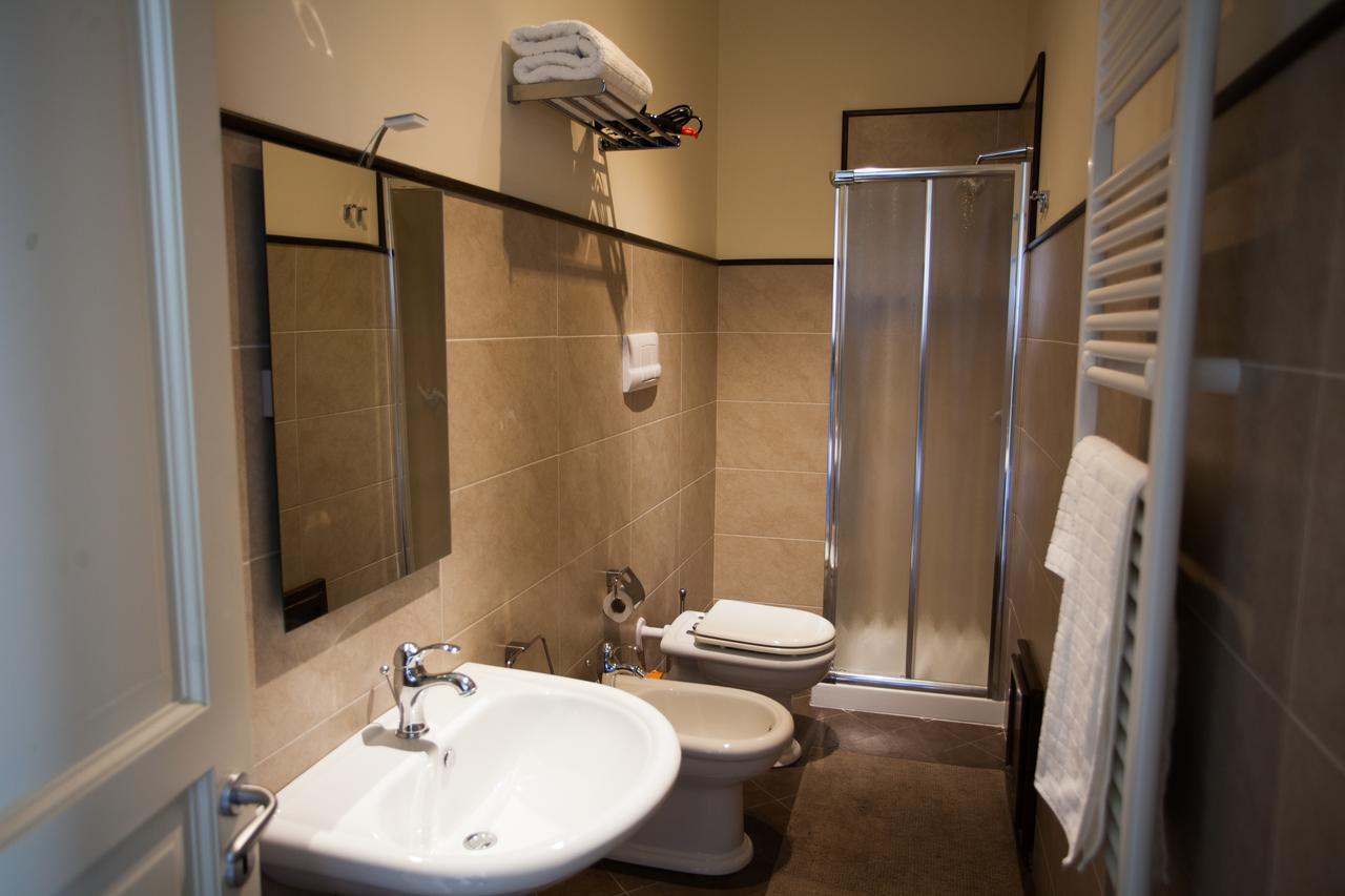 Le Stanze Del Capotreno Bed & Breakfast บาเกเรีย ภายนอก รูปภาพ
