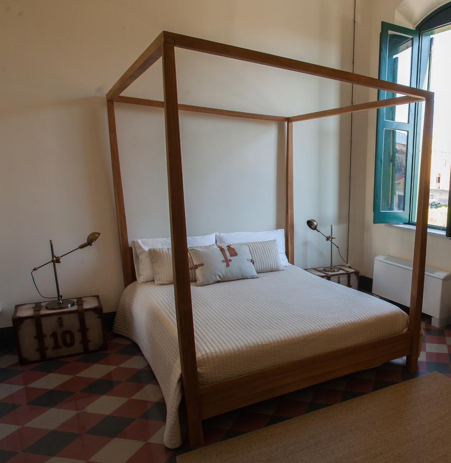 Le Stanze Del Capotreno Bed & Breakfast บาเกเรีย ภายนอก รูปภาพ
